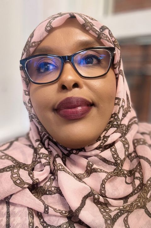 en person med briller